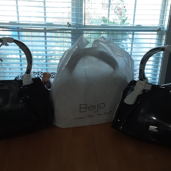 - BEIJO PURSE FOR WOMEN 1 BAGS NEW - Picture 3 of 7